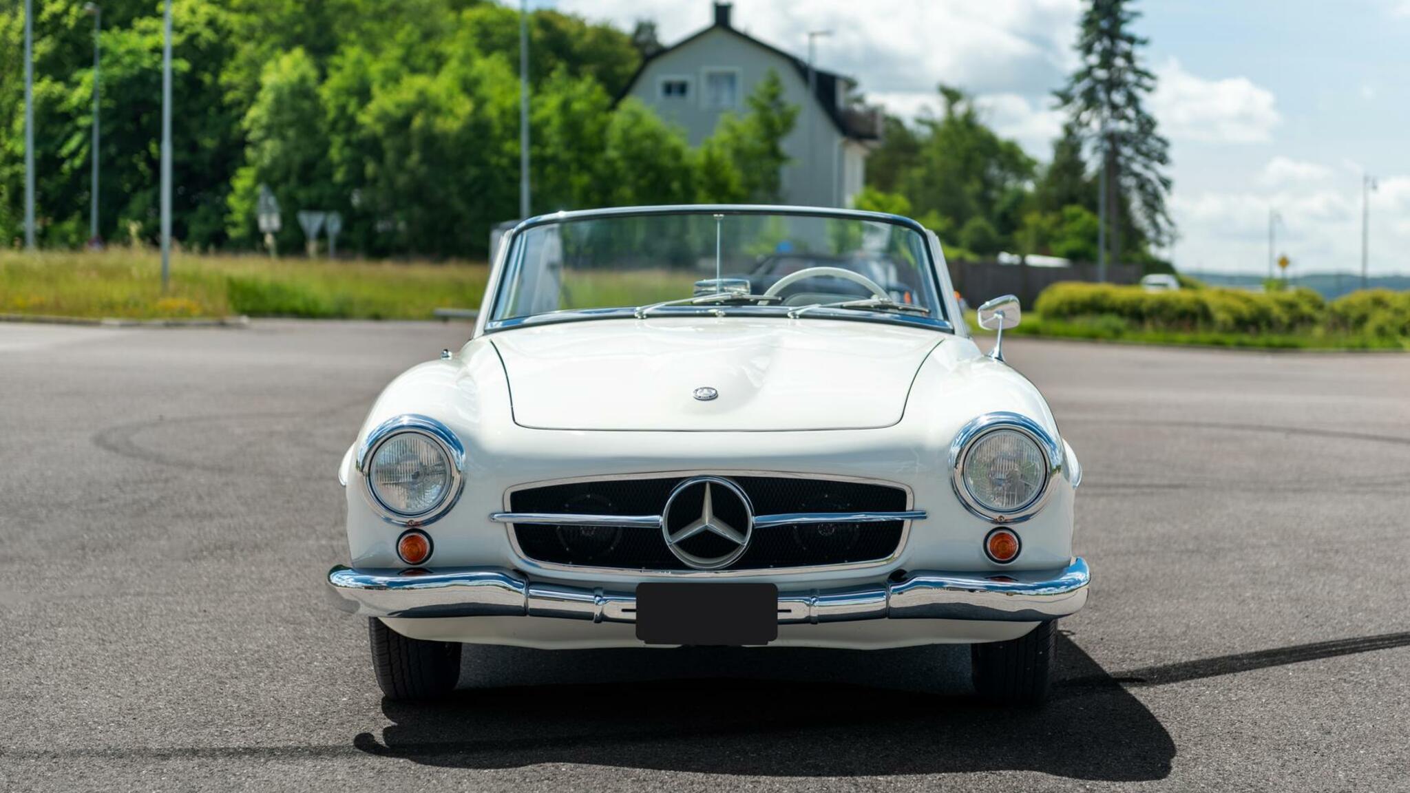 Aussenfoto 1956 Mercedes Benz 190 SL Roadster (3)