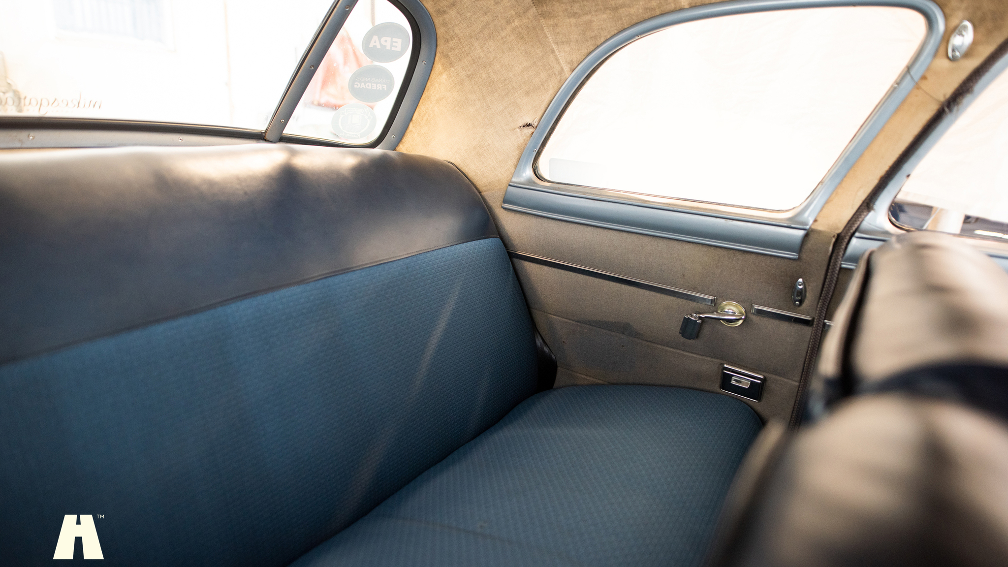 Innenraumfoto von 1950 Chrysler Windsor Club Coupé (33)