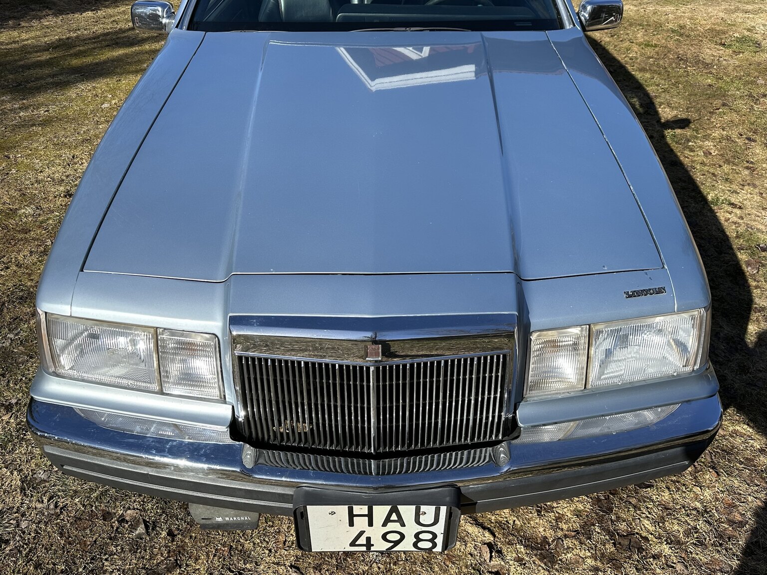 Exteriörbild på 1987 Lincoln Mark VII LSC