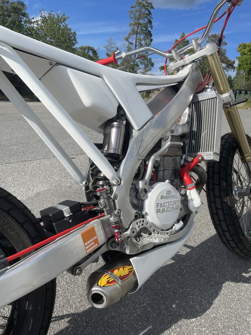 Exteriörbild på 2006 Marcus Moto Design CRF Tracker