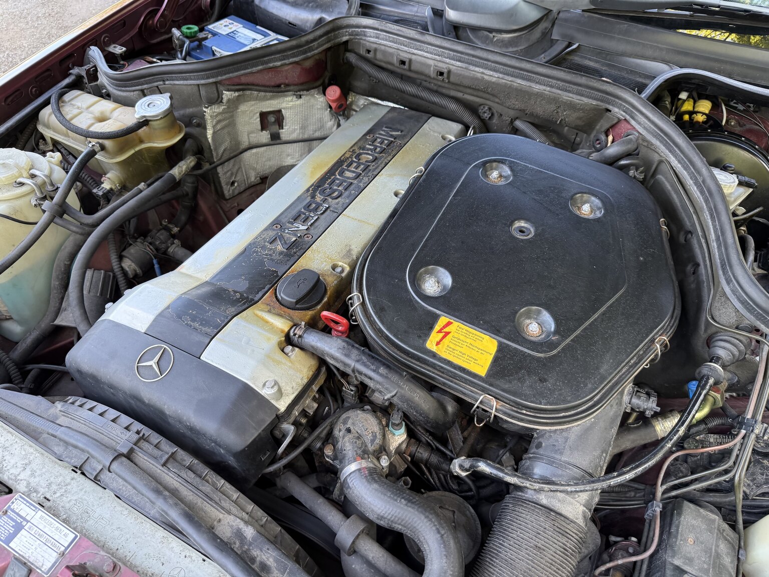 Image of 1991 Mercedes-Benz 300 E-24 mechanics