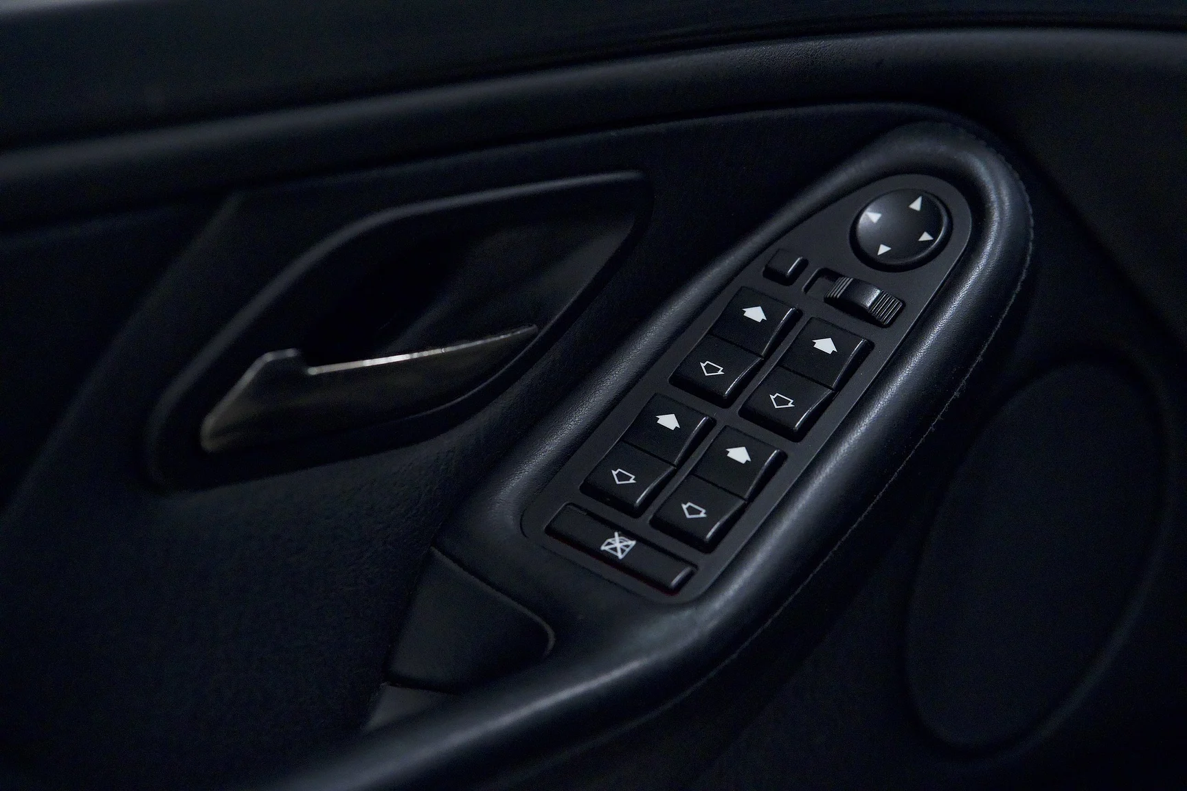 Interiörbild 2002 BMW M5 E39 (7)