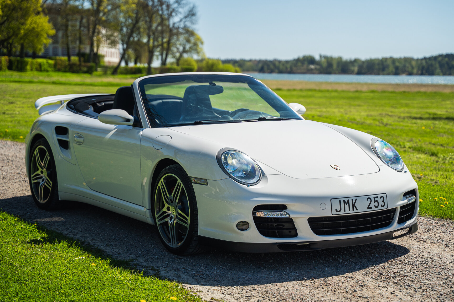 Exteriörbild på 2008 Porsche 911 Turbo Cabriolet (8)