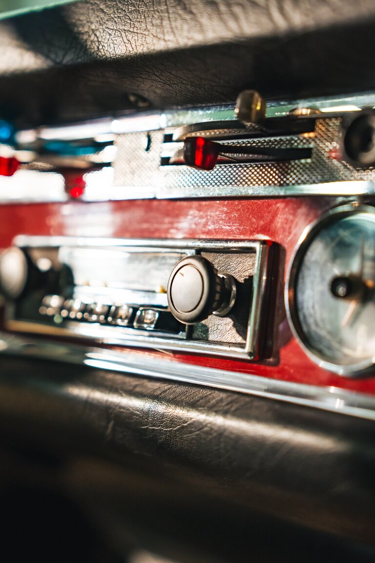 Innenraumfoto von 1966 Mercedes-Benz 230 SL 