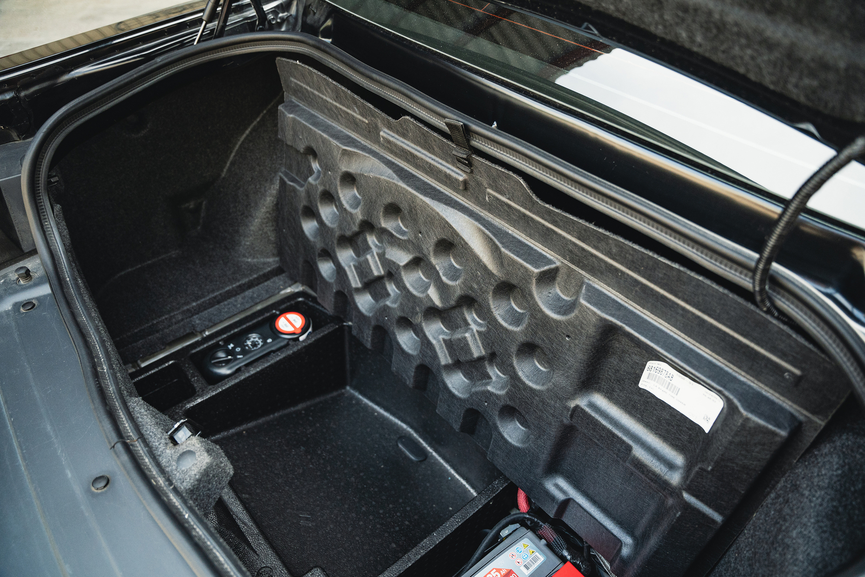 Interiörbild 2018 Dodge Challenger Wide Body