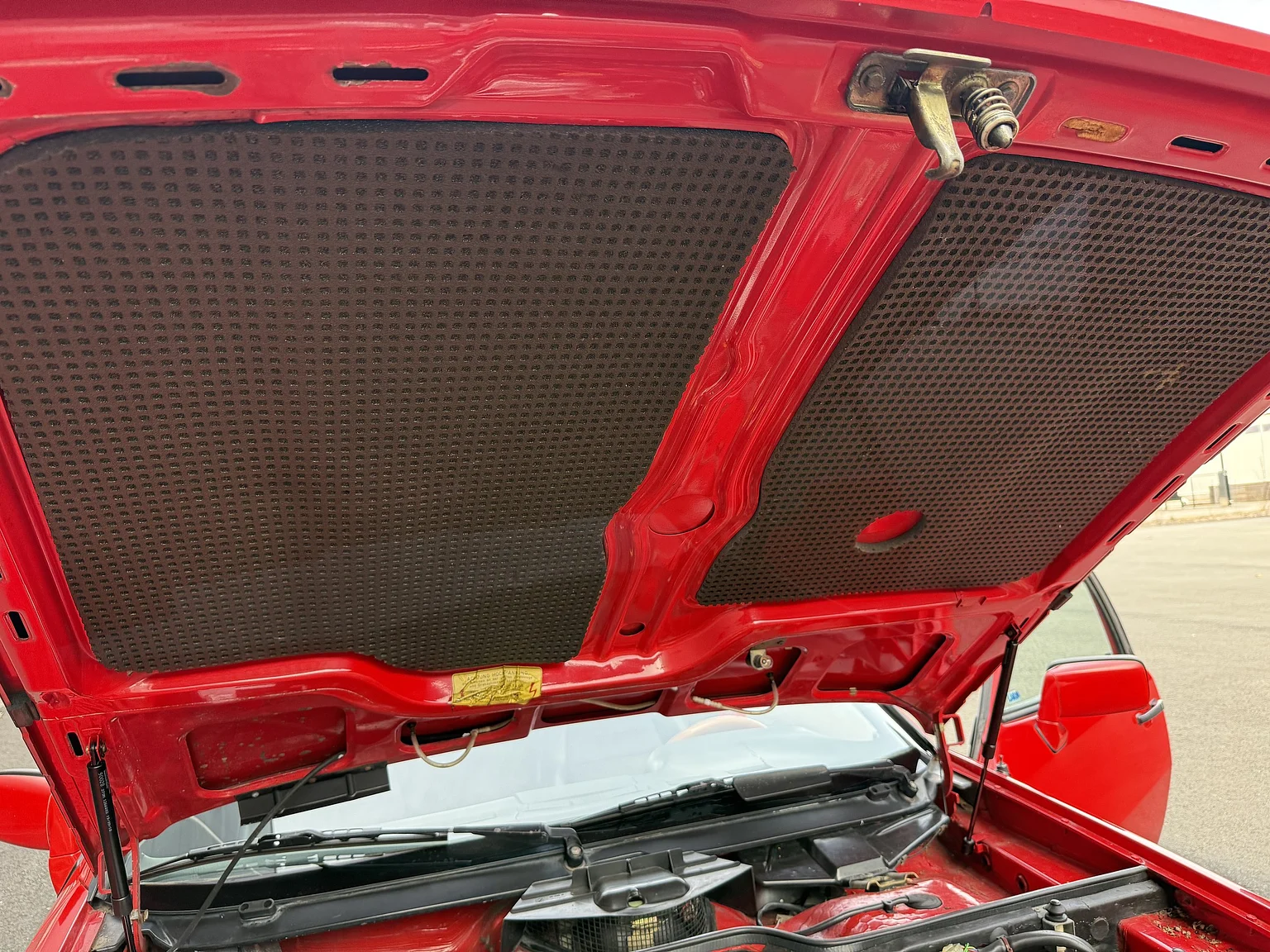 Image of 1984 Porsche 944 Targa mechanics (10)