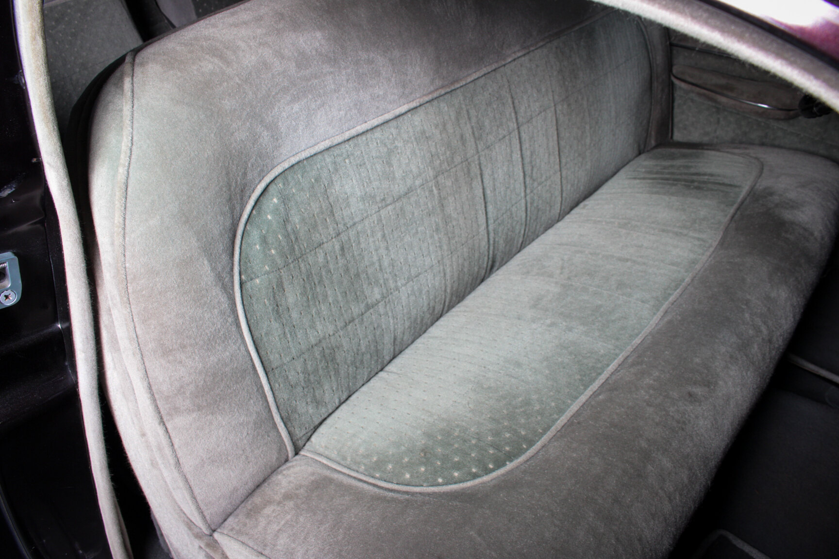 Interior image of 1951 Lincoln Cosmopolitan 