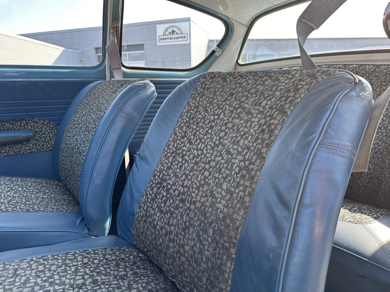 Interiörbild 1961 Ford Anglia