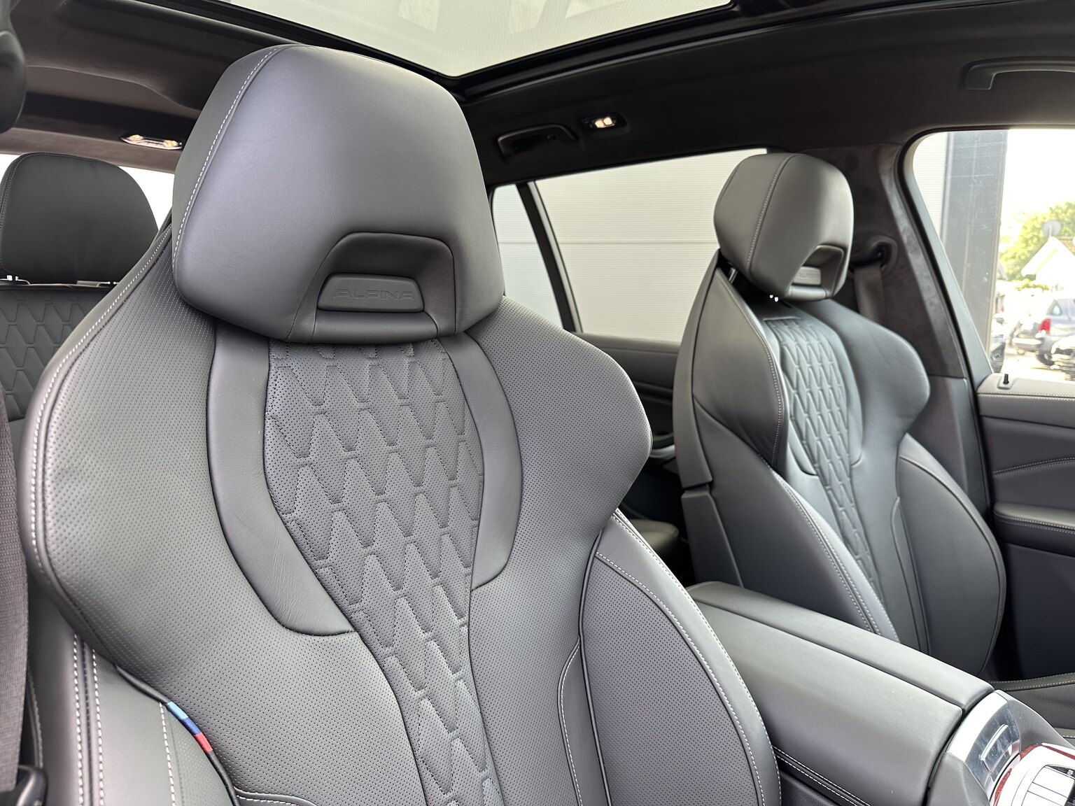 Interior image of 2022 ALPINA XB7