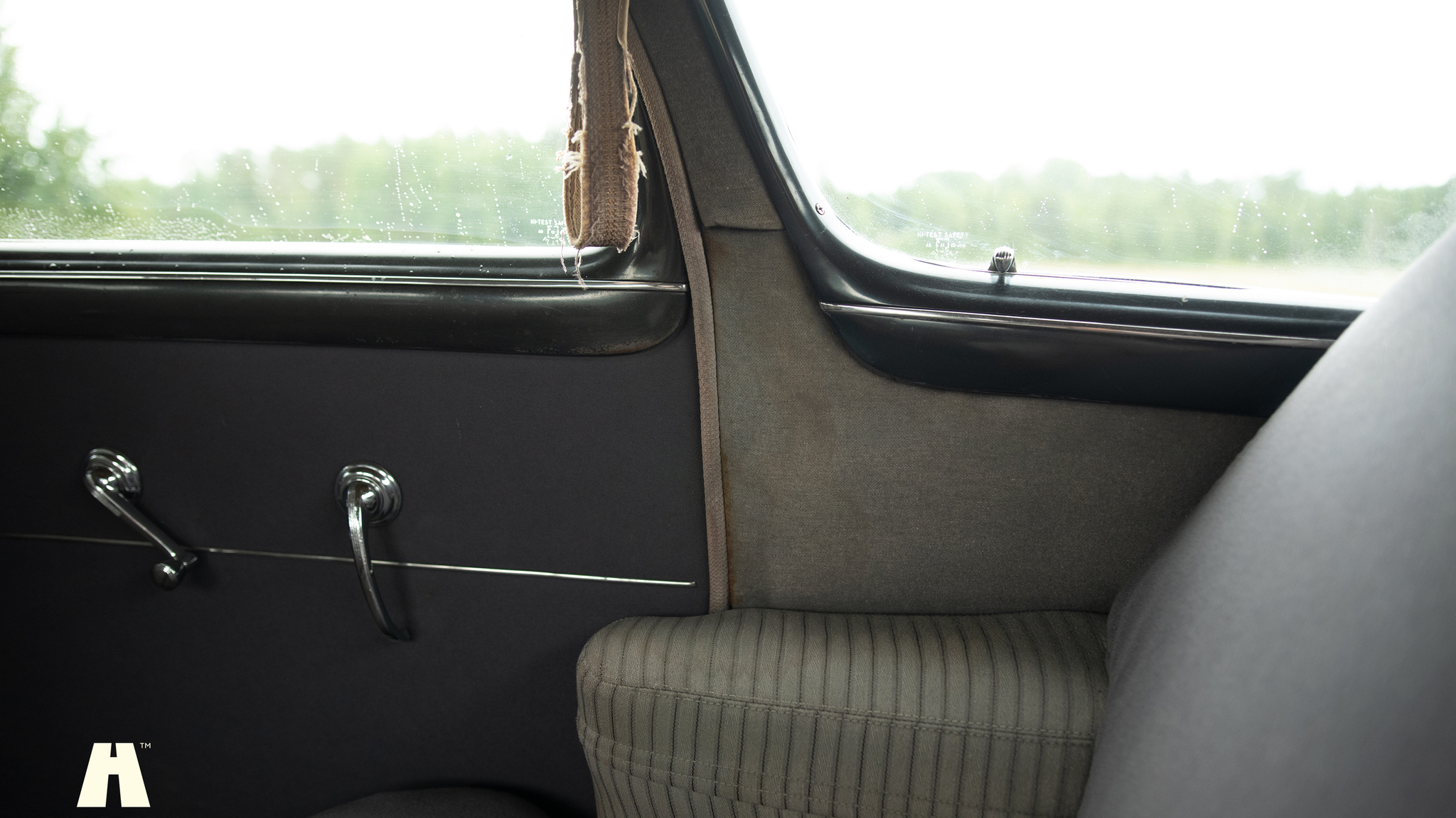 Interior image of 1949 Buick Super Eight (71)