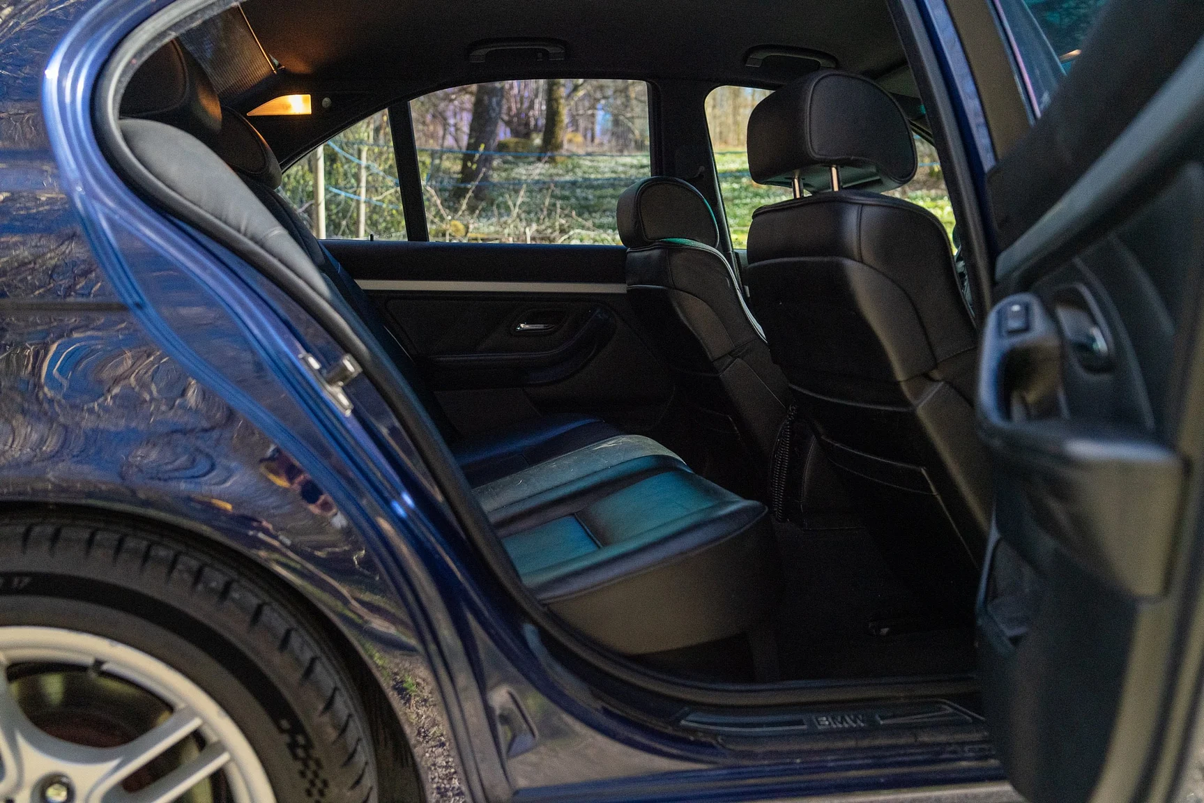 Innenraumfoto von 1996 BMW 540iA (24)