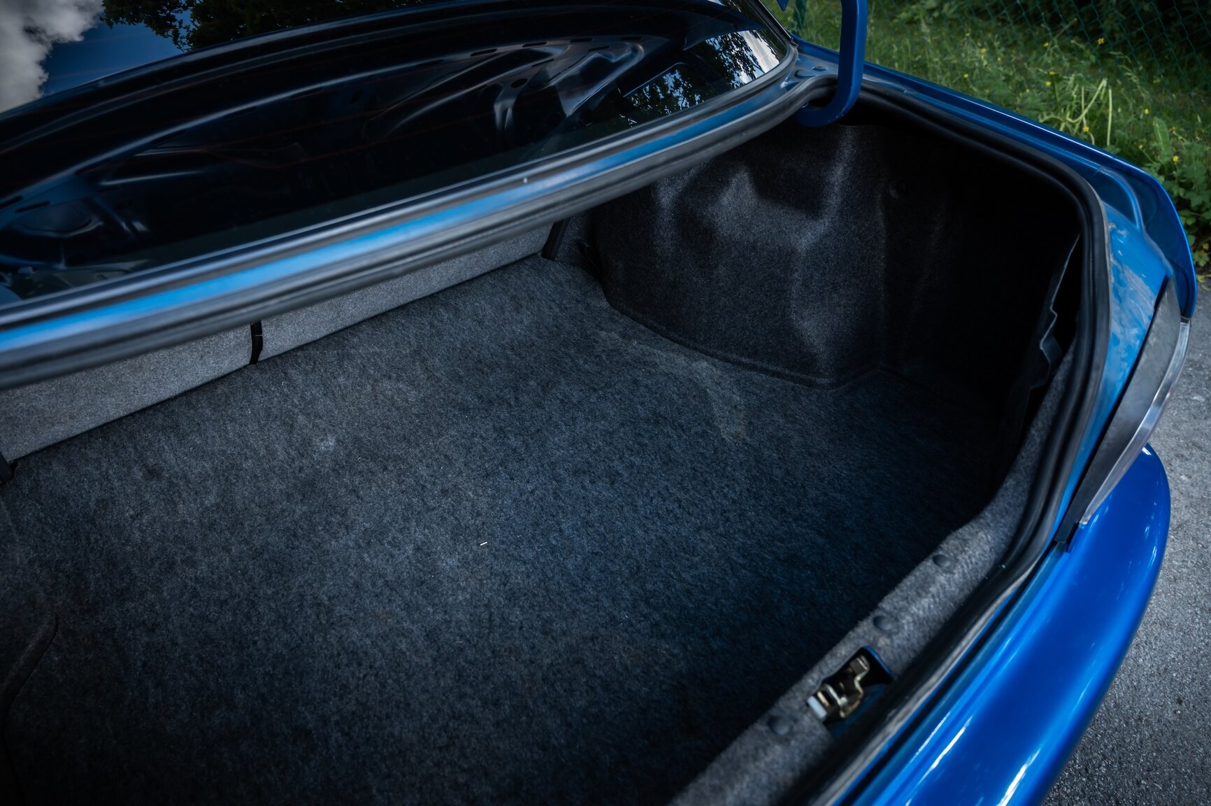 Interior image of 1999 Subaru Impreza GT