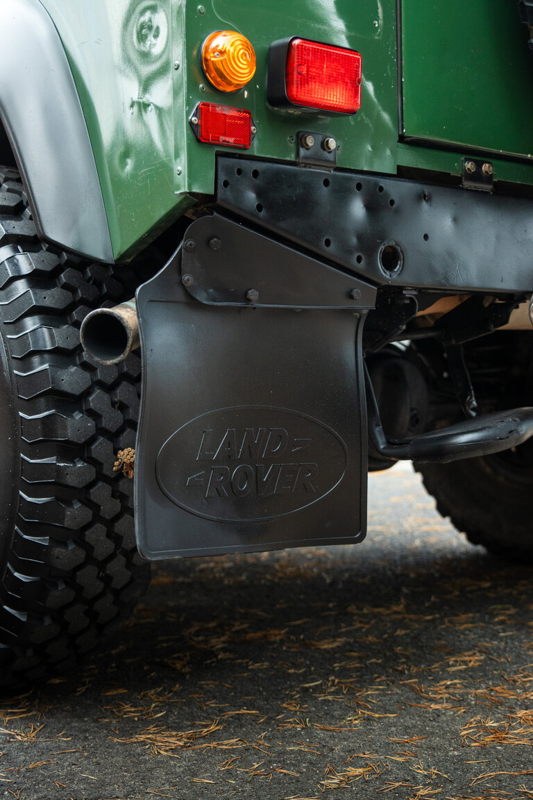 Exteriörbild på 1996 Land Rover Defender 90 300TDi (29)