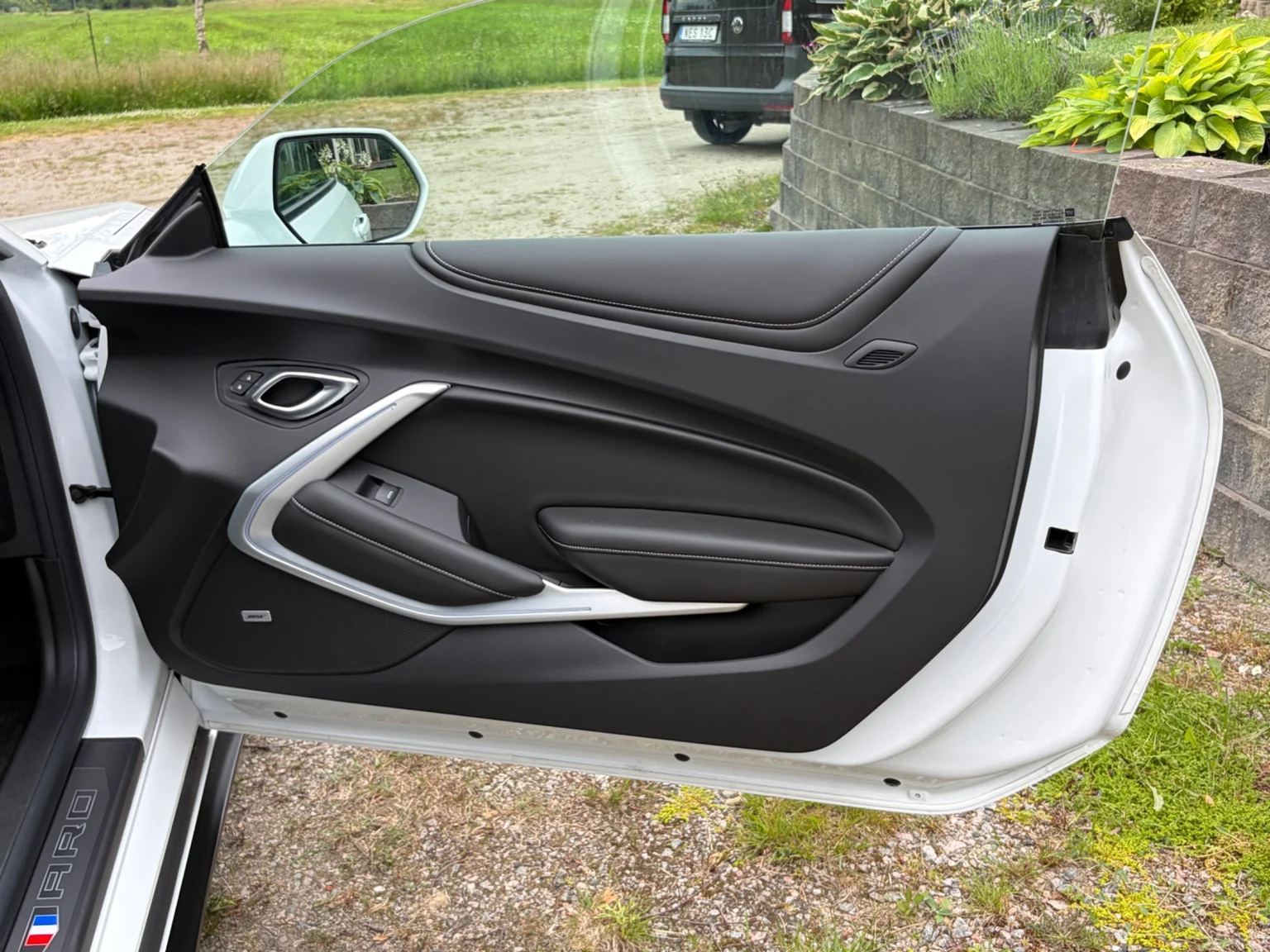 Bild von 2017 Chevrolet Camaro SS (38)