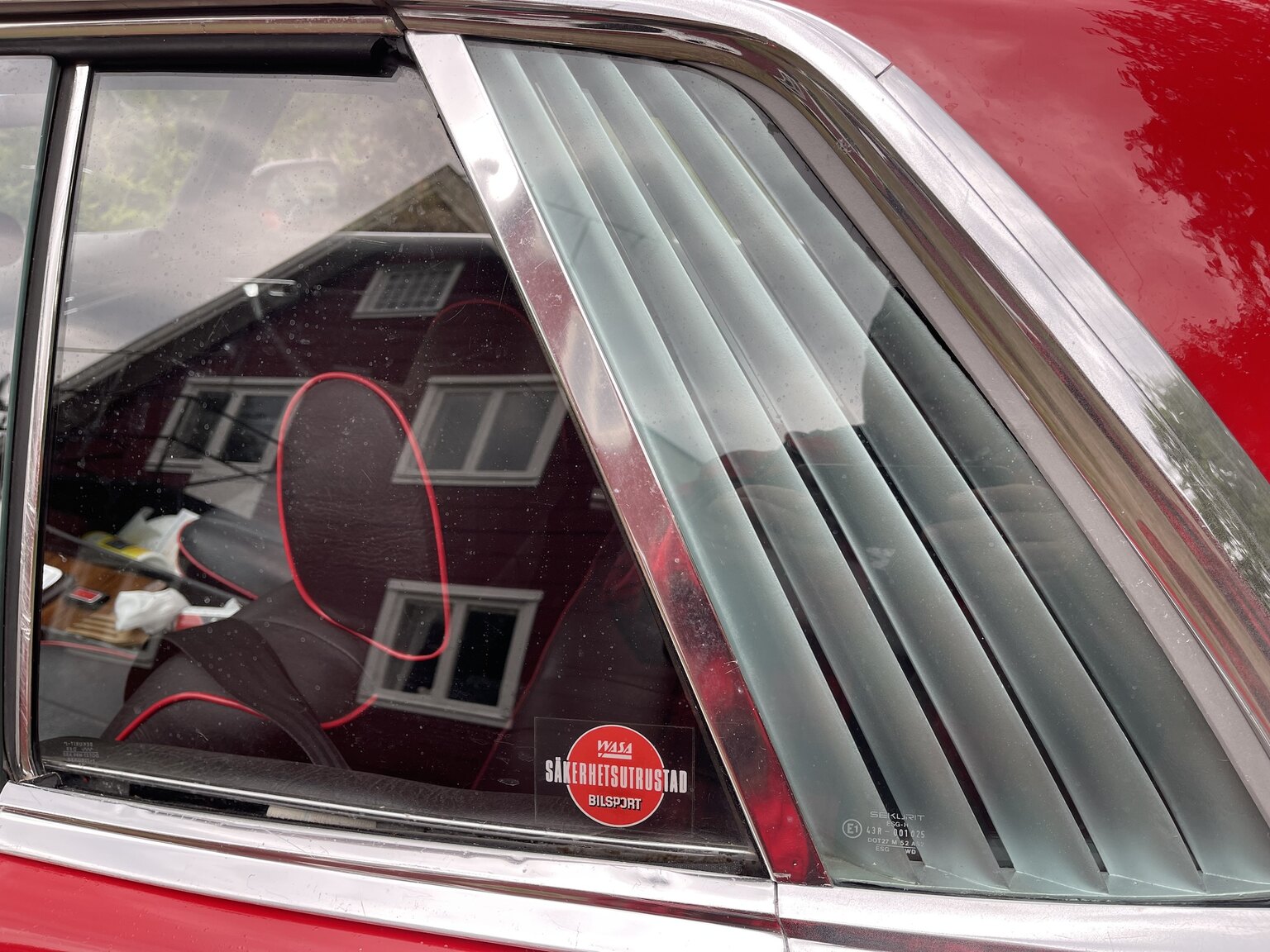 Aussenfoto 1973 Mercedes 350 SLC