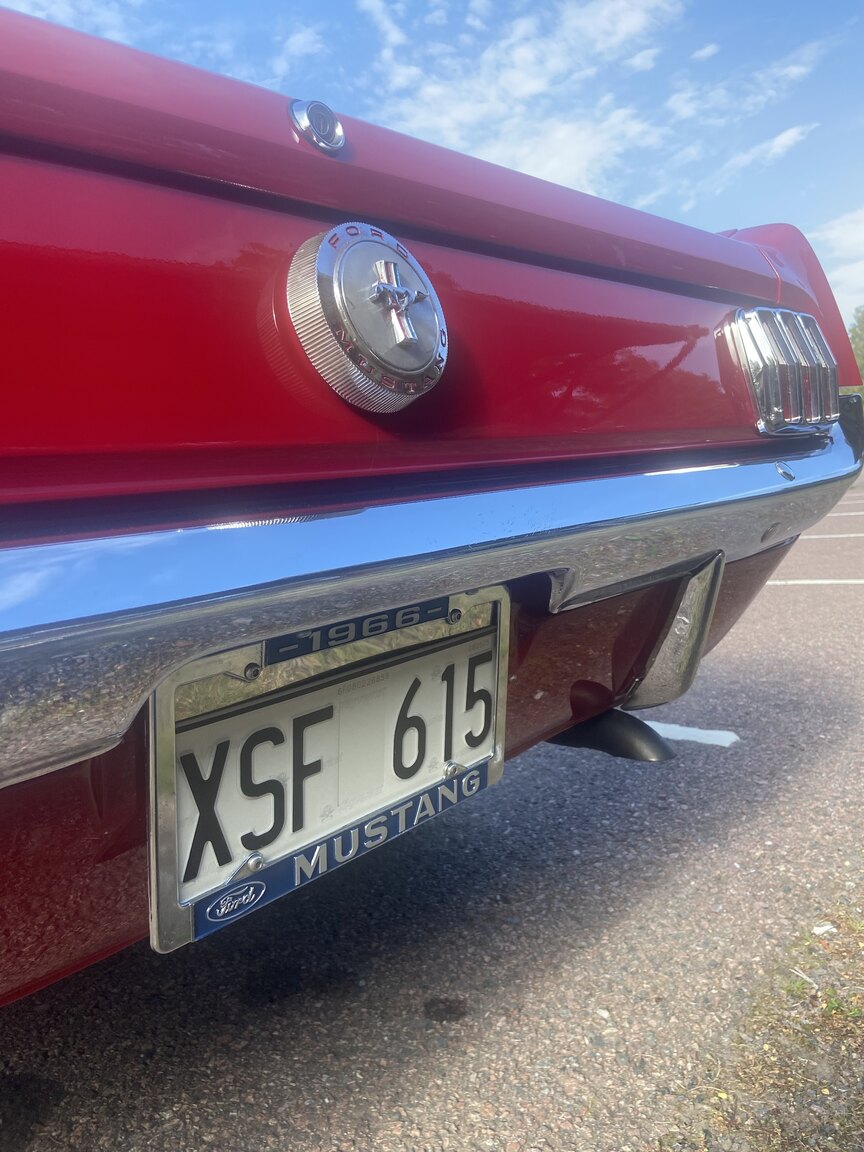 Exteriörbild på 1966 Ford Mustang Convertible