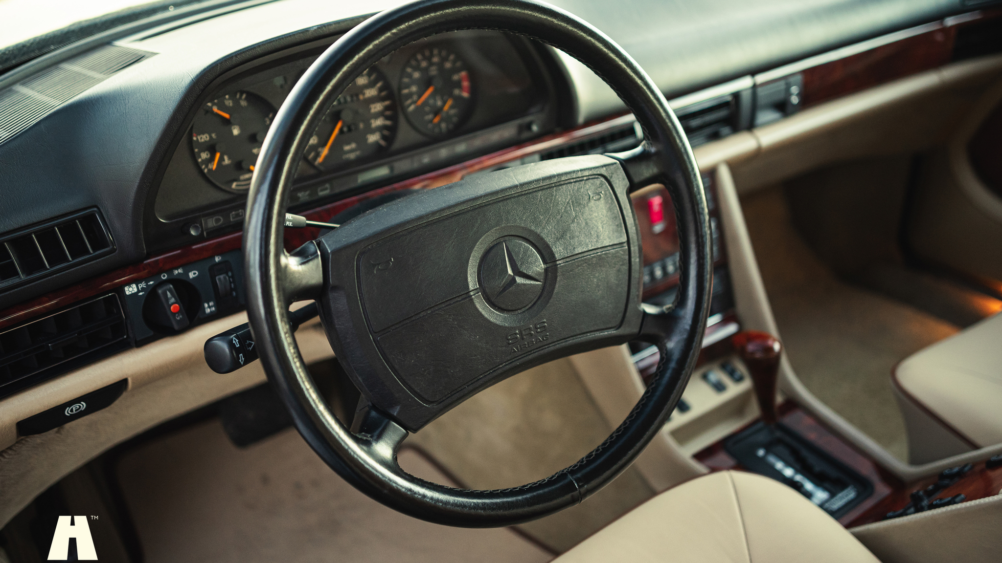 Interiörbild 1991 Mercedes 1000 SEL TRASCO