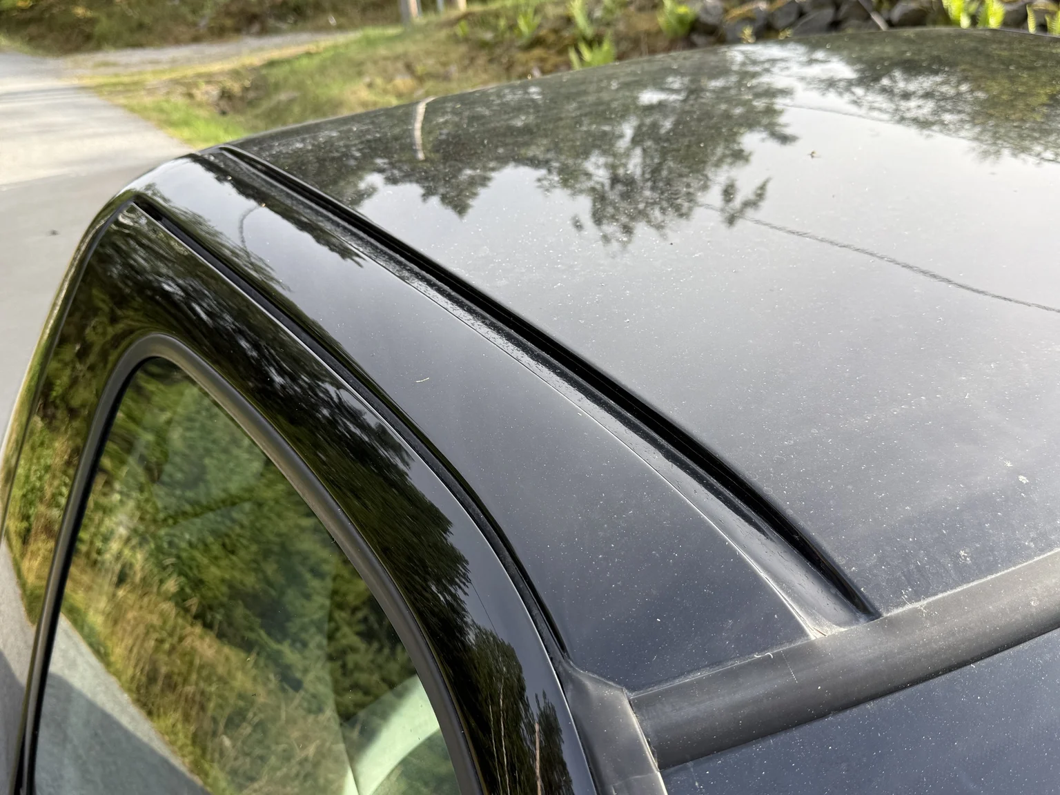 Exterior image of 2002 Ford F-150 SVT Lightning (62)