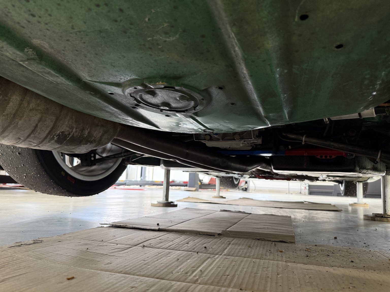 Image of 1993 BMW E36 Super Touring mechanics