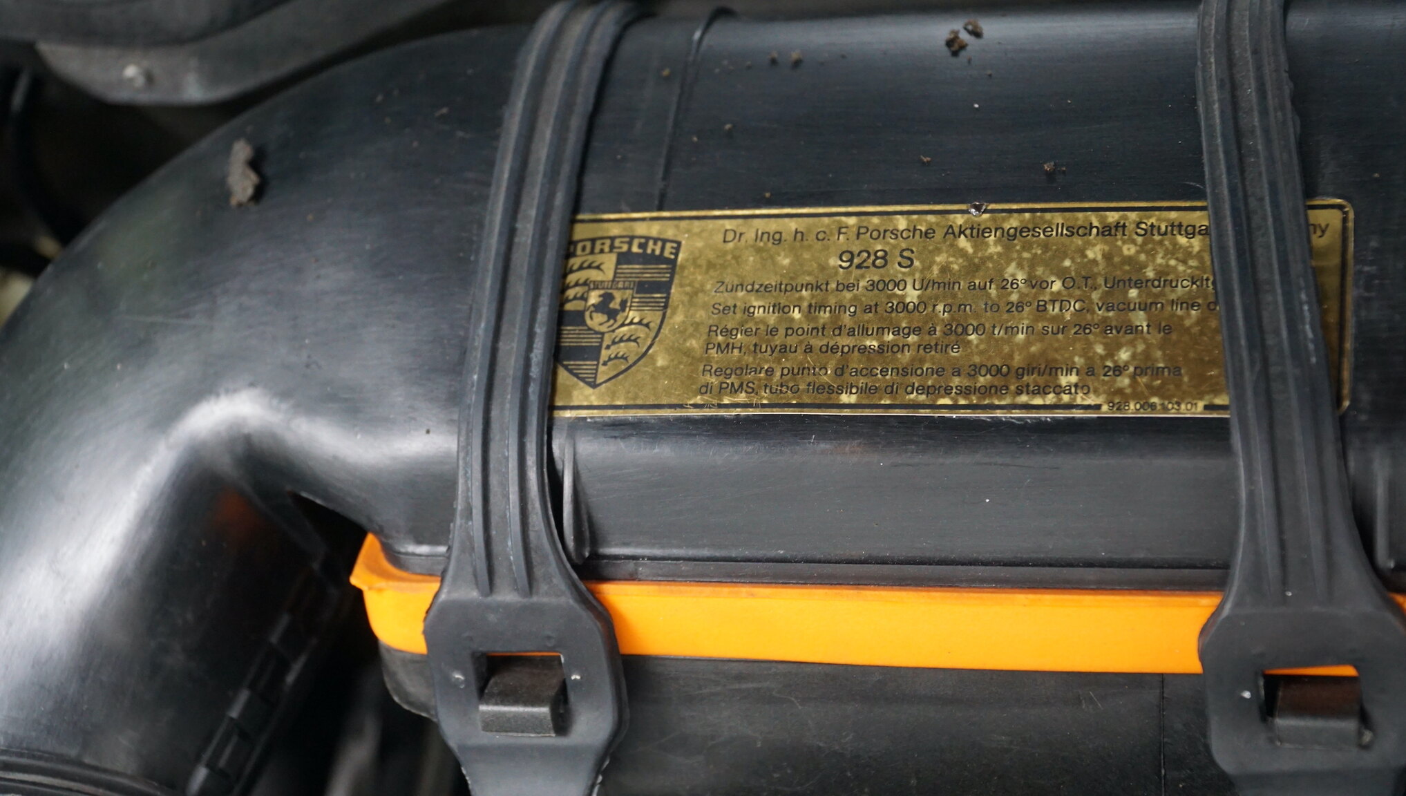 Image of 1983 Porsche 928S mechanics (15)