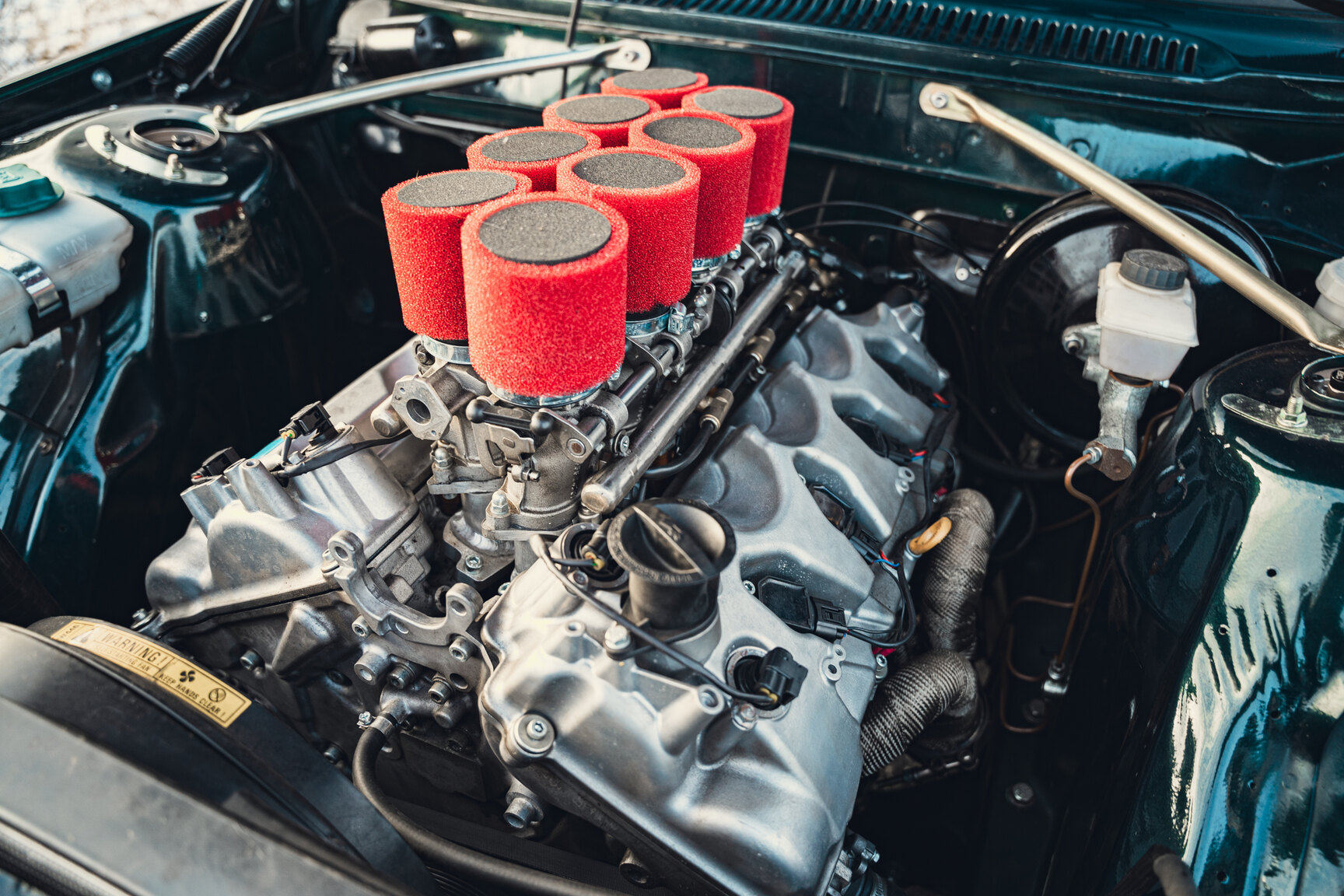 Image of 1980 VOLVO 240 V8 mechanics
