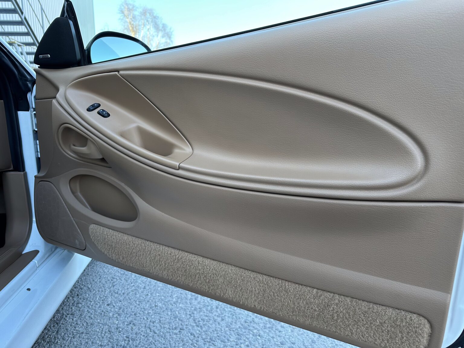 Interior image of 1997 Ford Mustang Saleen S-281 Cobra