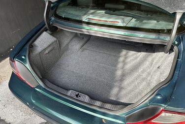 Interior image of 2003 Jaguar S-Type R