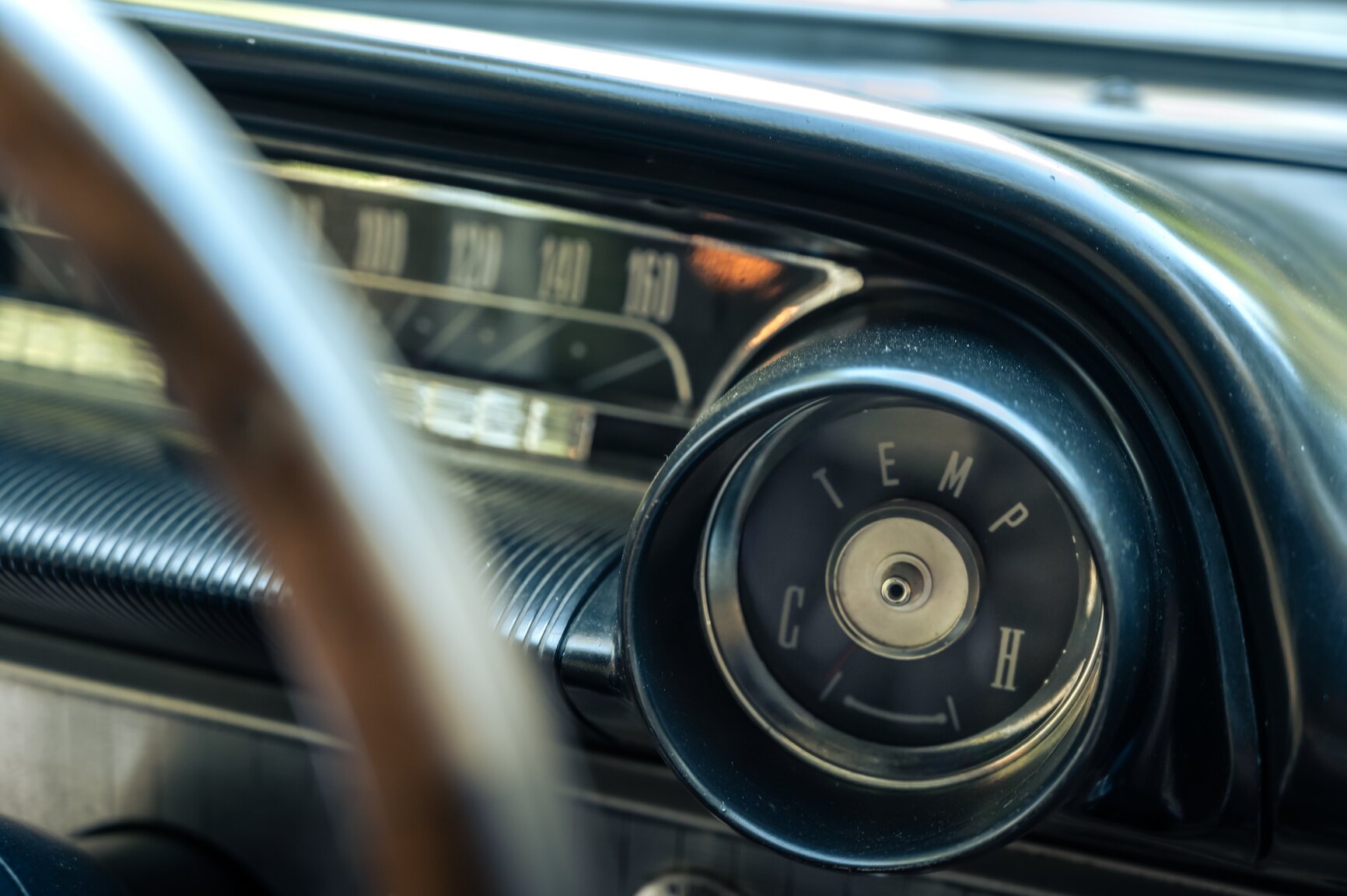 Interior image of 1963 Ford Galaxie 500/XL
