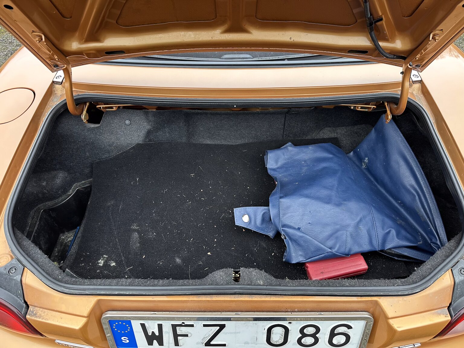 Innenraumfoto von 1998 Mazda Miata MX-5 NB