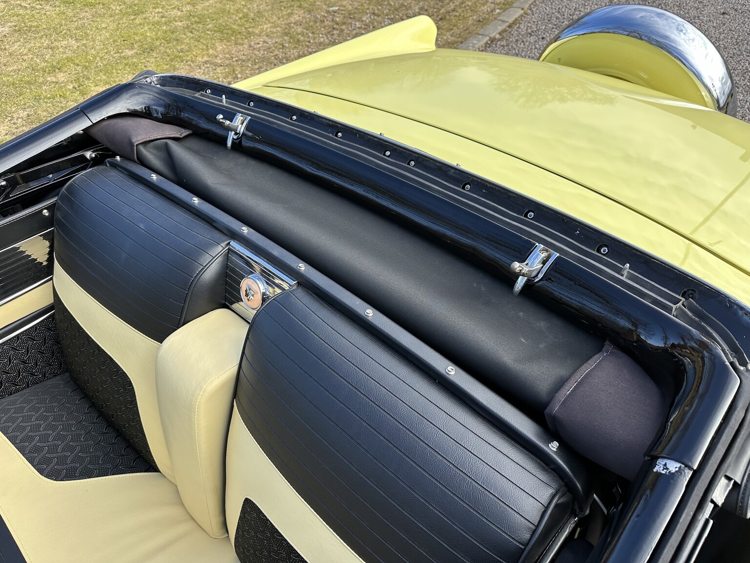 Innenraumfoto von 1955 Mercury Montclair