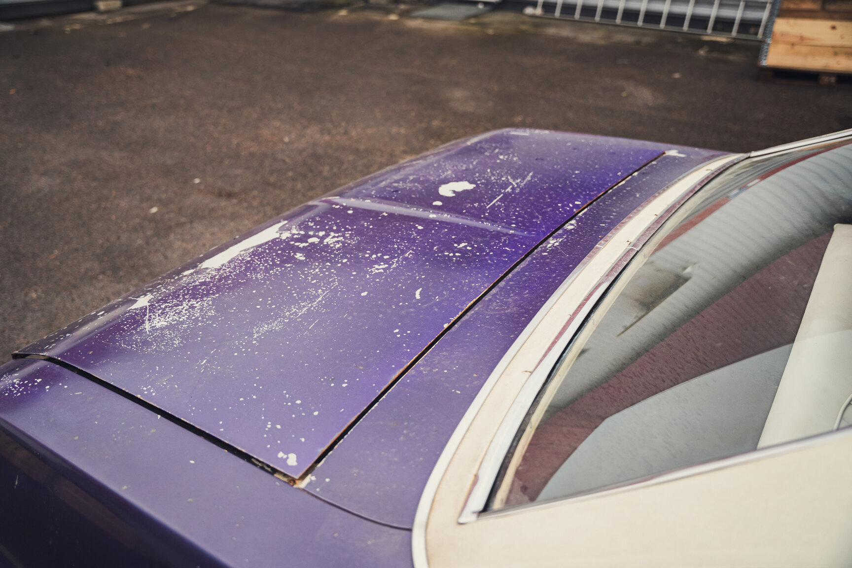 Exteriörbild på 1970 Dodge Challenger - Ett sista race