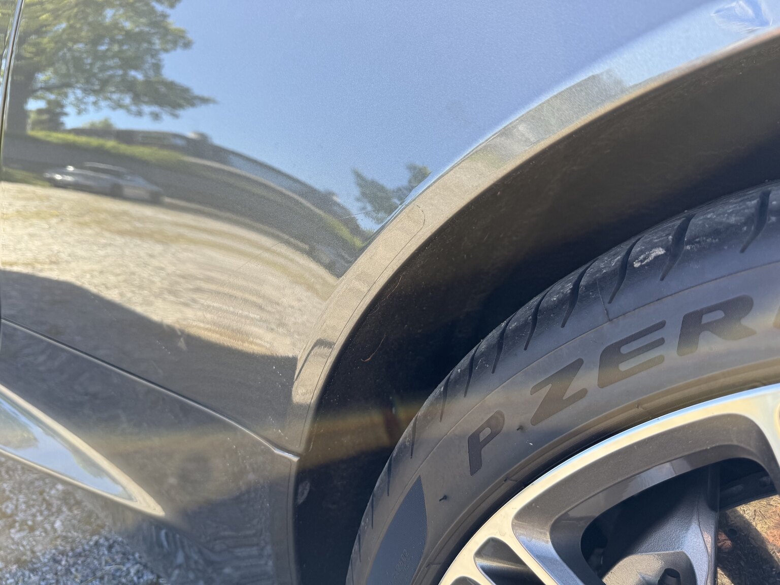 Aussenfoto 2015 Aston Martin DB9 Volante