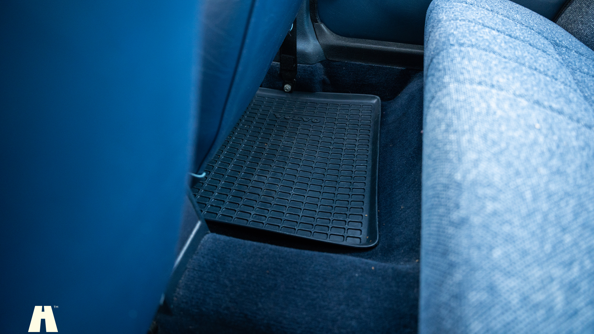 Innenraumfoto von 1988 Volvo 240 GL (51)