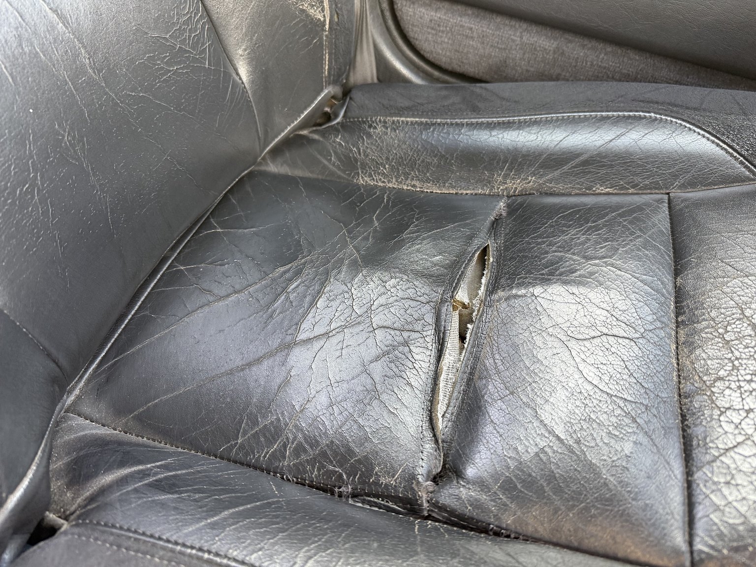 Interior image of 1995 VOLVO 855 T5R T-5R