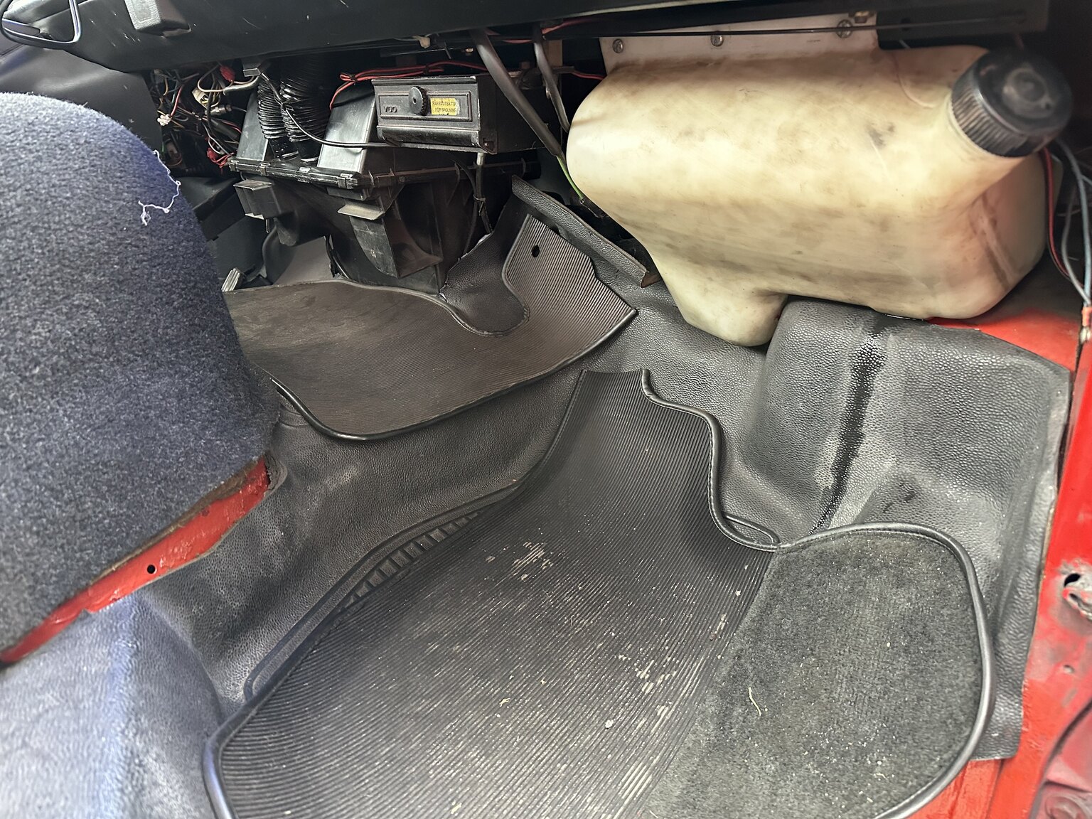 Interiörbild 1983 Volkswagen LT46 bärgare (26)