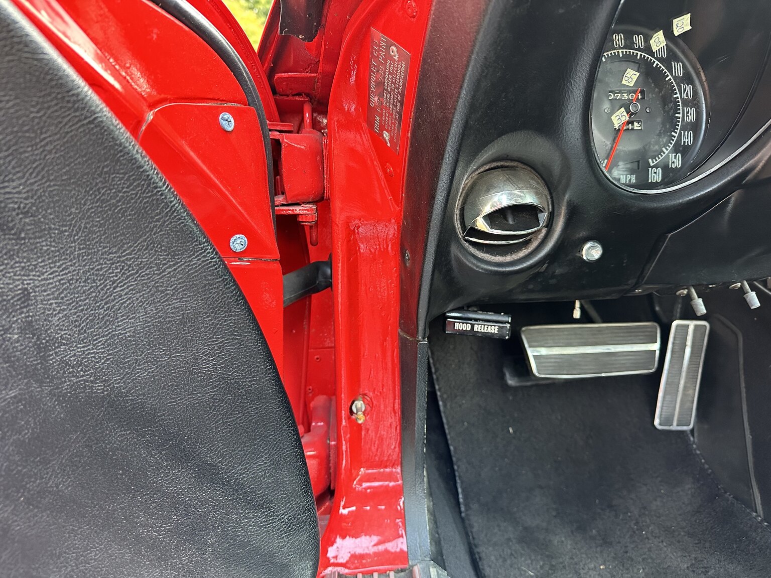 Interior image of 1968 Chevrolet Corvette 427ci / 435hp (8)