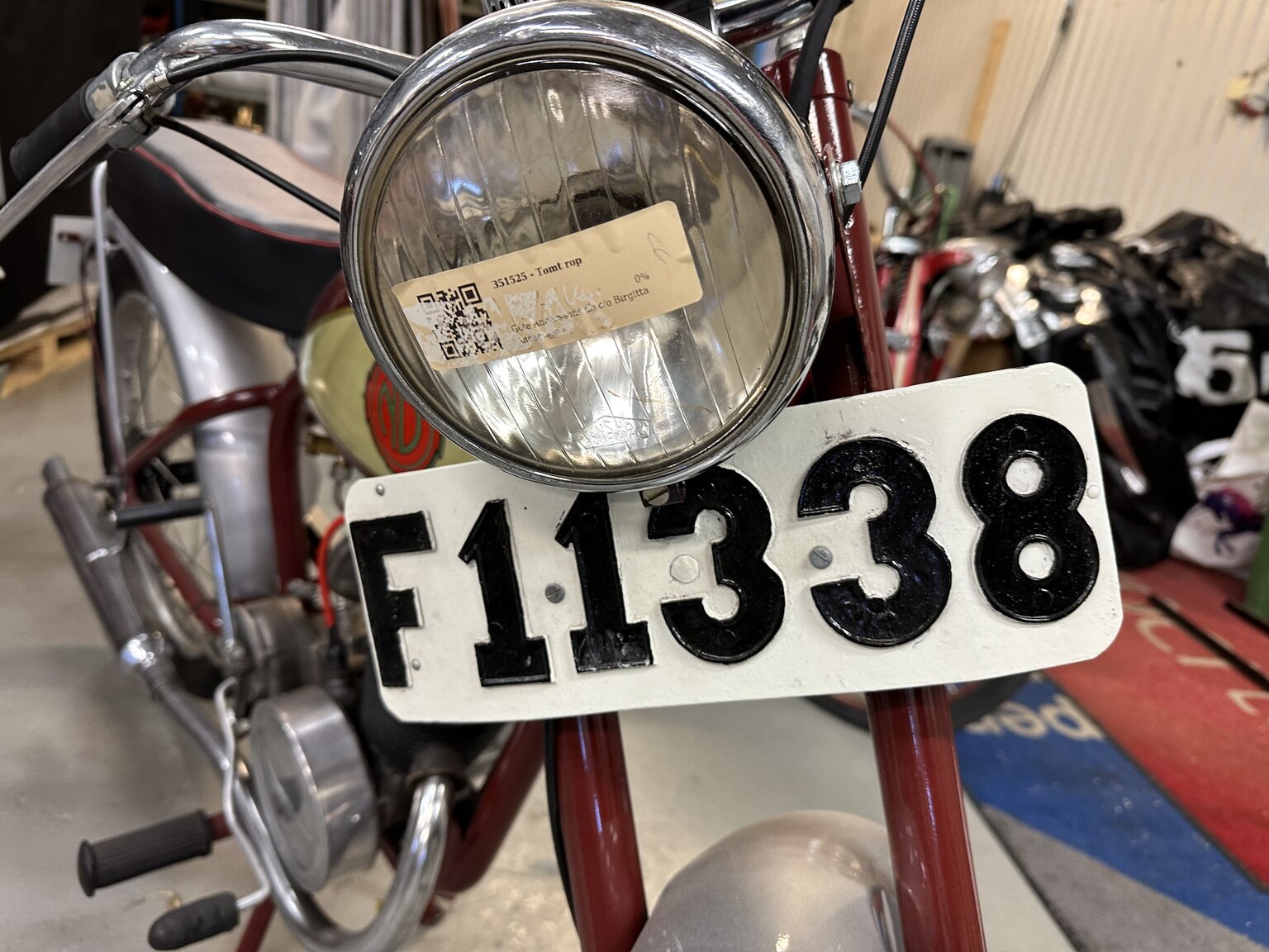Exterior image of 1950 NV 125