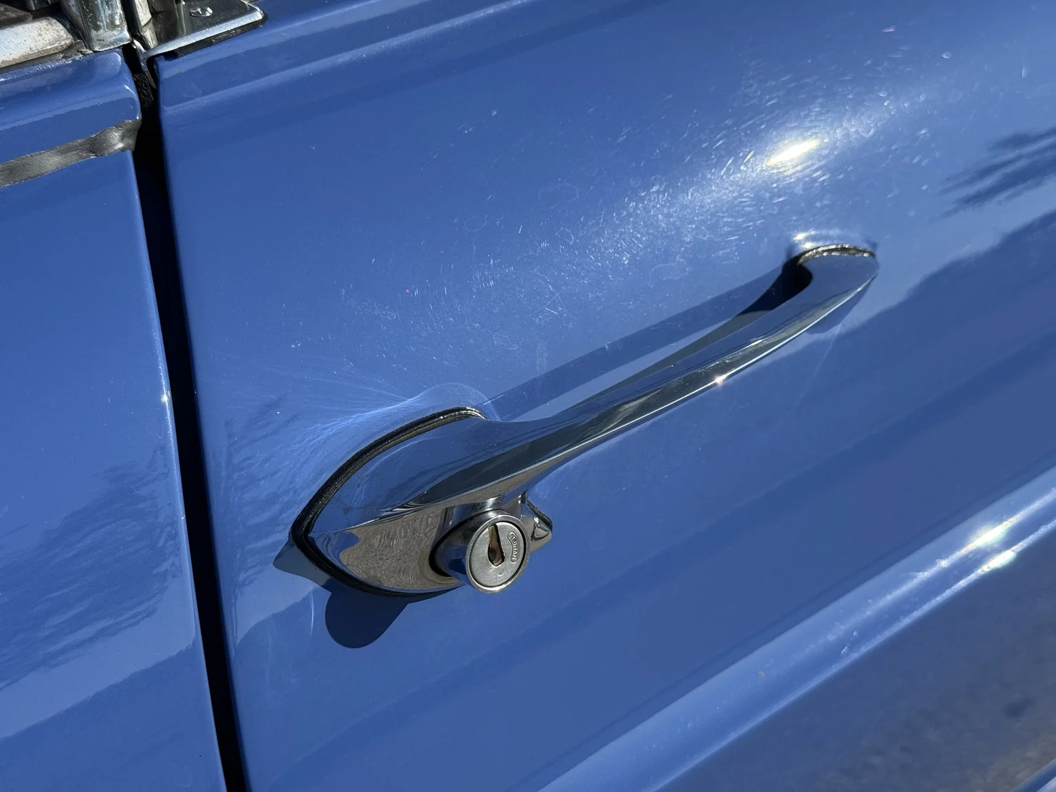 Exteriörbild på 1962 Renault Floride Coupé (60)
