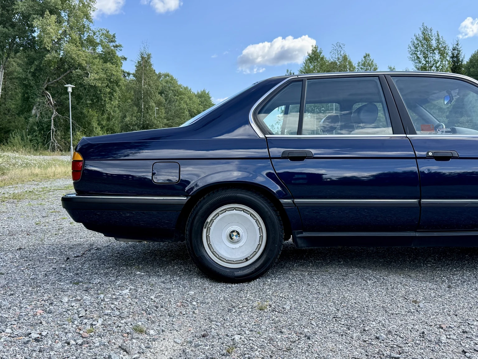 Aussenfoto 1990 BMW 750i (3)