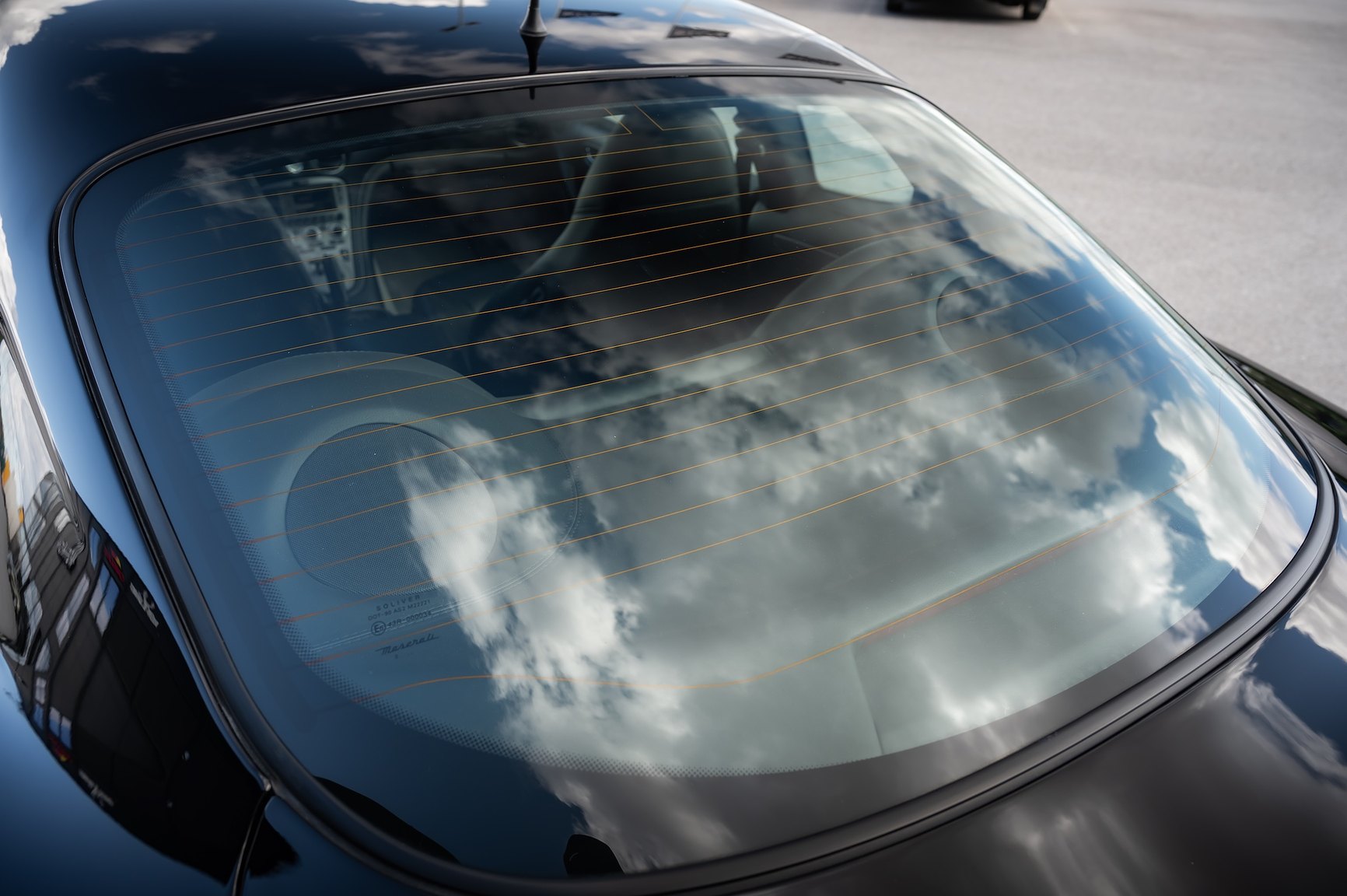 Exterior image of 2004 Maserati Coupé 4.2 V8 Cambiocorsa