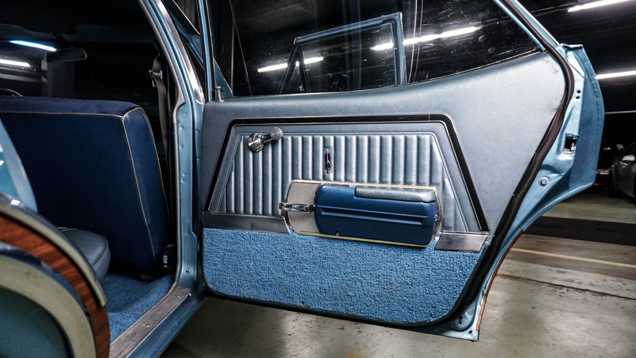 Innenraumfoto von 1968 Oldsmobile Vista Cruiser