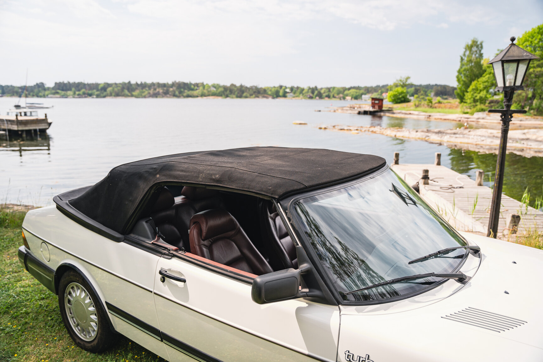 Exterior image of 1987 Saab 900 Turbo Convertible