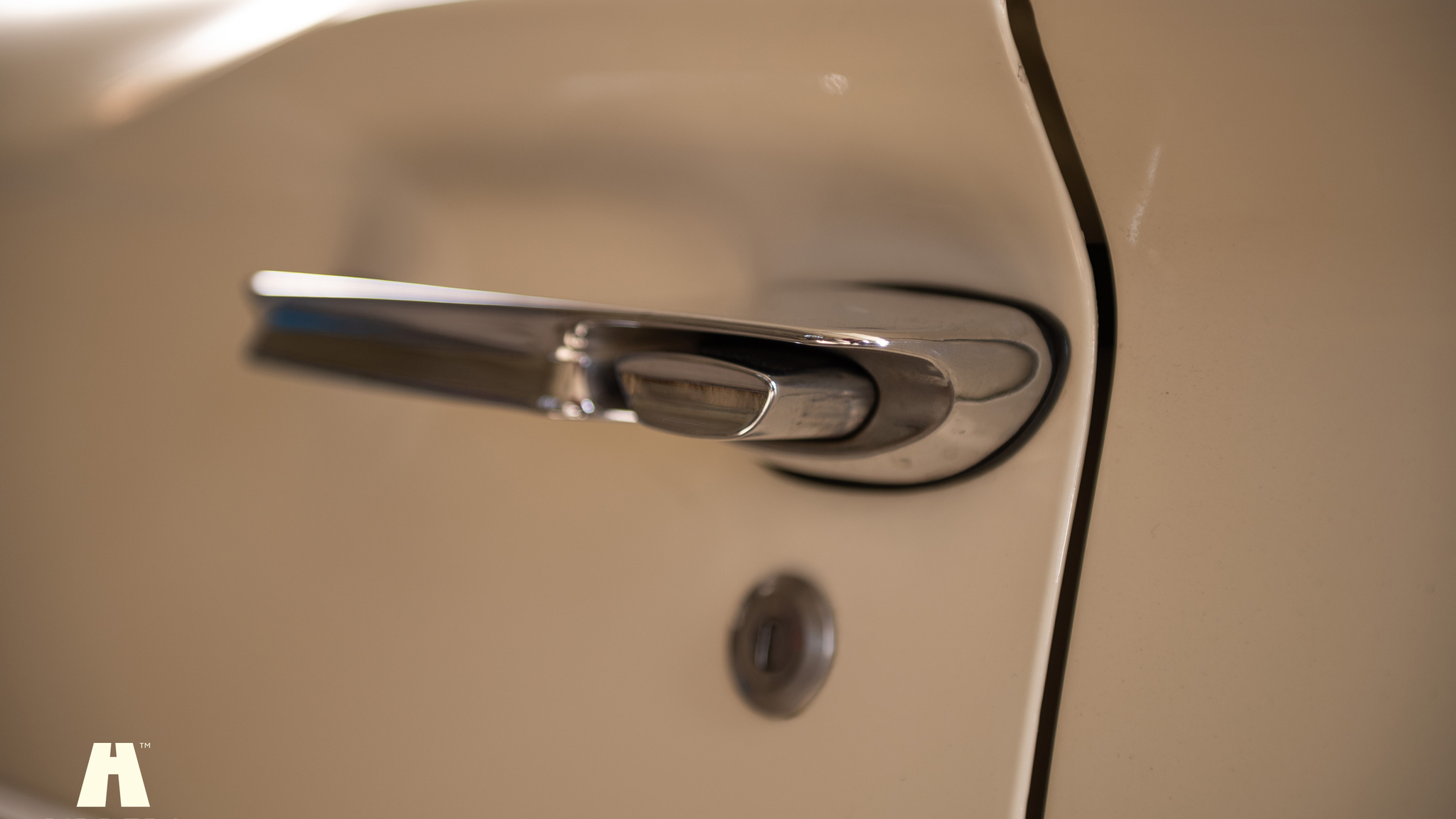 Exterior image of 1964 Ford Thunderbird 6.4 HT (54)