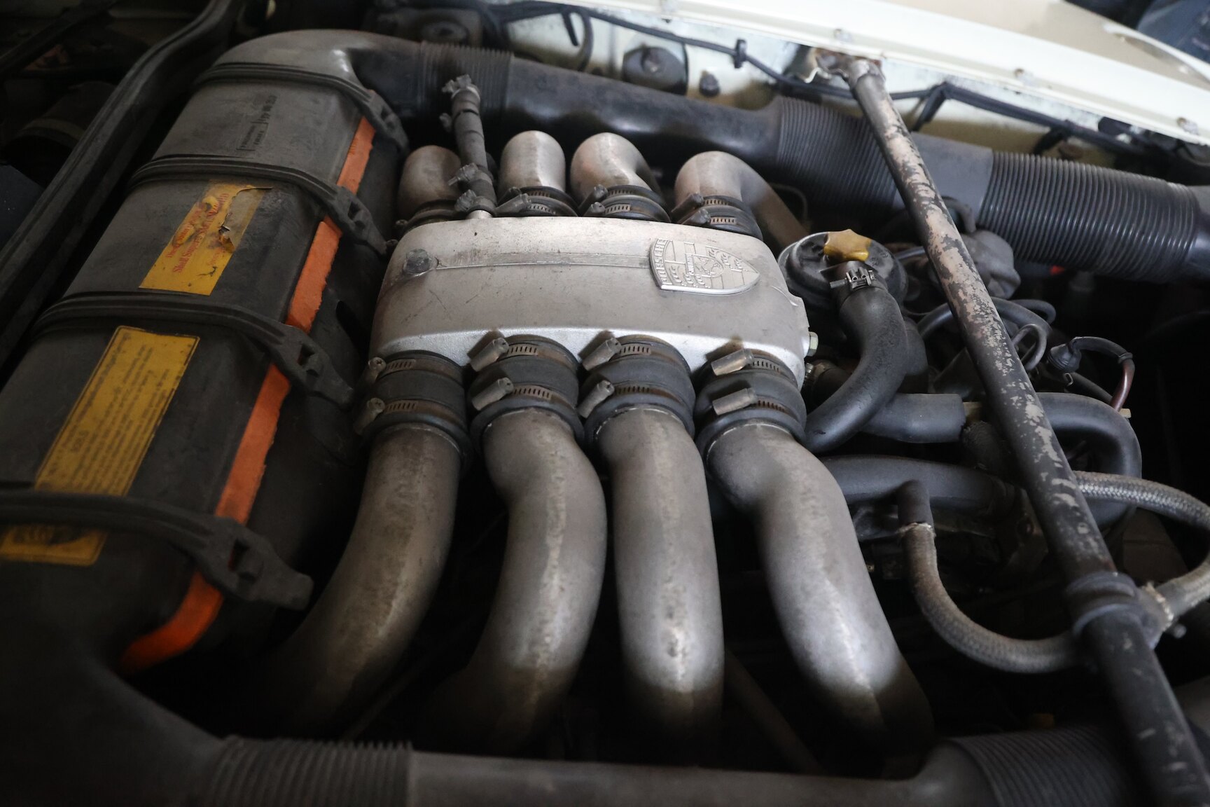 Image of 1981 Porsche 928 S mechanics