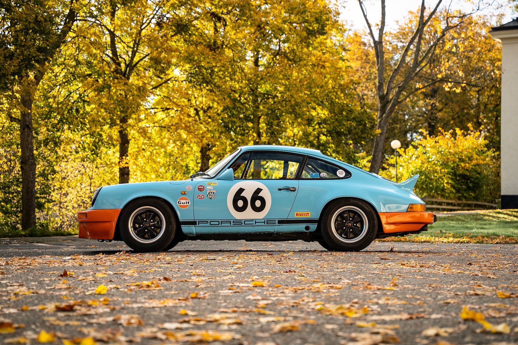 Exterior image of 1982 PORSCHE  911 SC