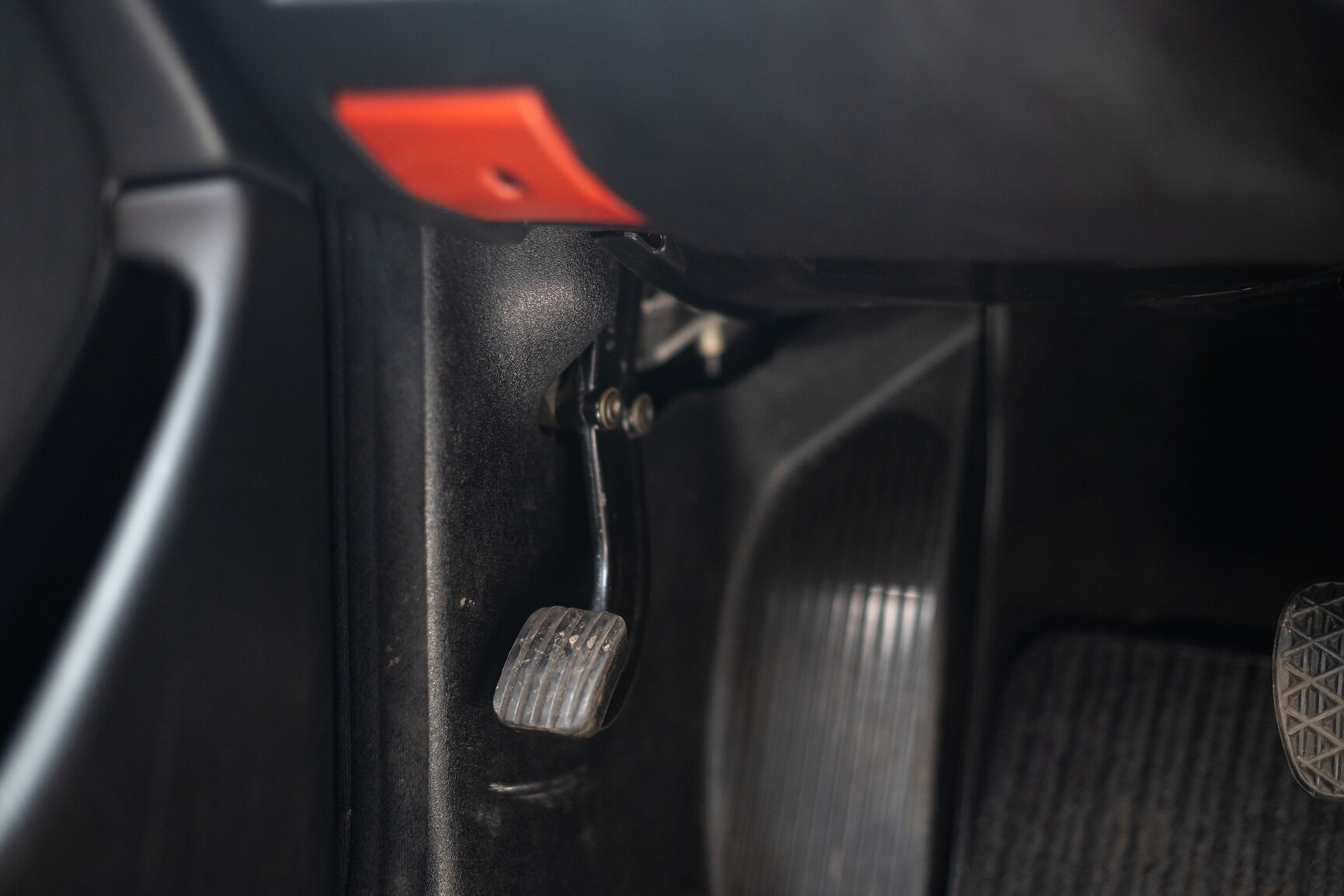 Interior image of 1993 Mercedes-Benz 400 E