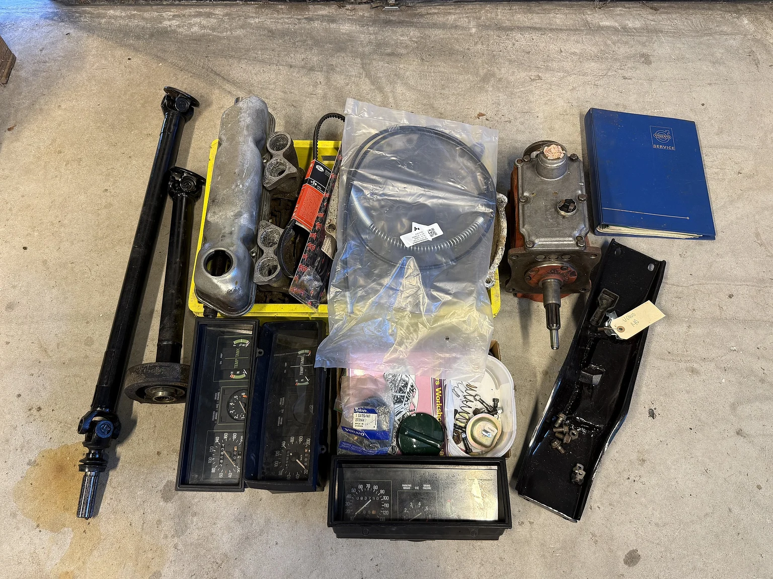 Image of 1973 Volvo 142 2.0 Deluxe mechanics (17)