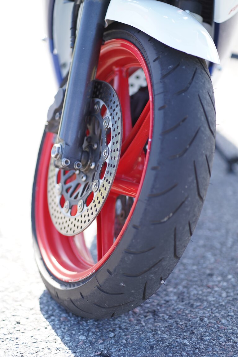 Exterior image of 1992 Honda VFR400R NC30
