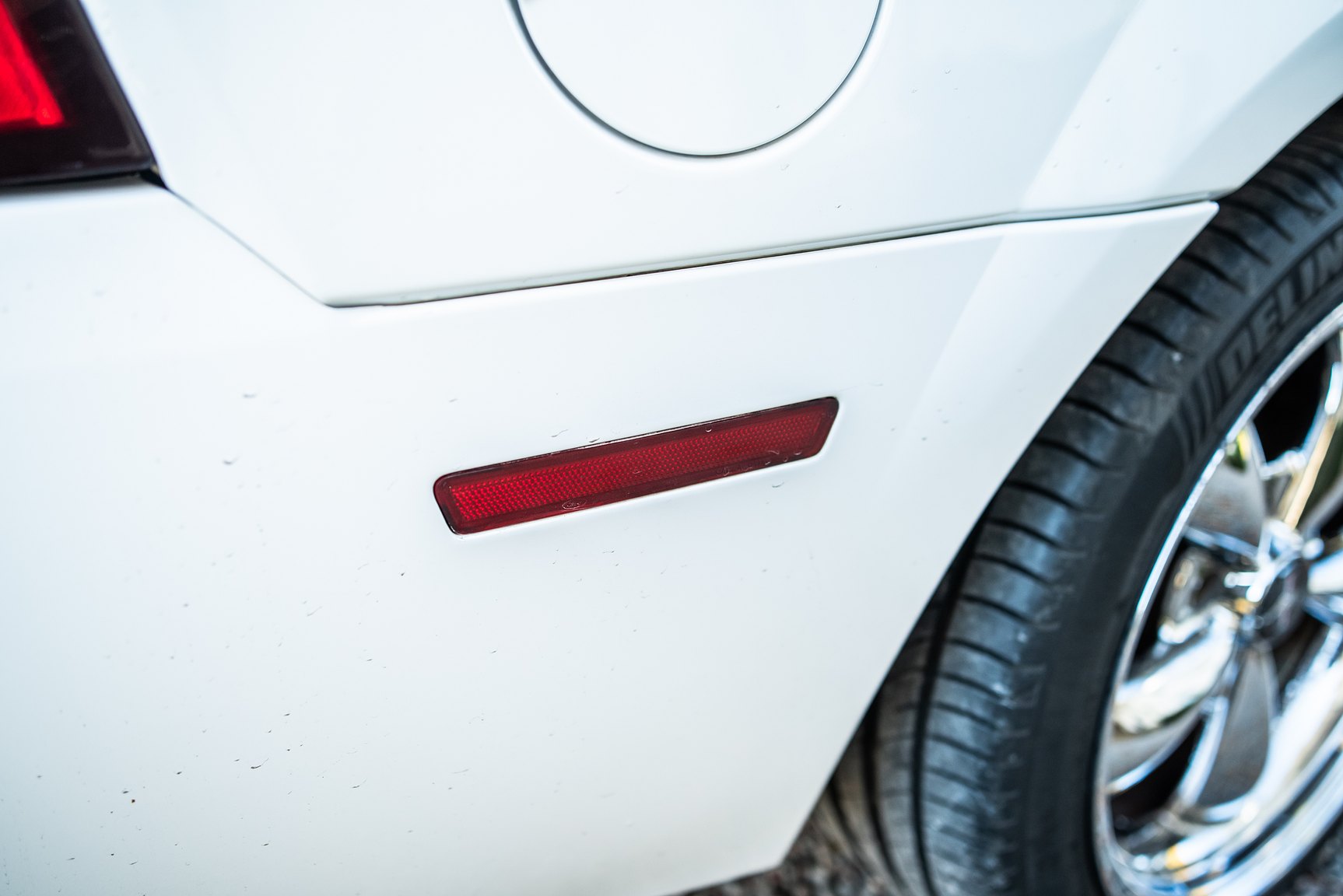 Exteriörbild på 2000 Ford Mustang Convertible 3.8 V6 Automat