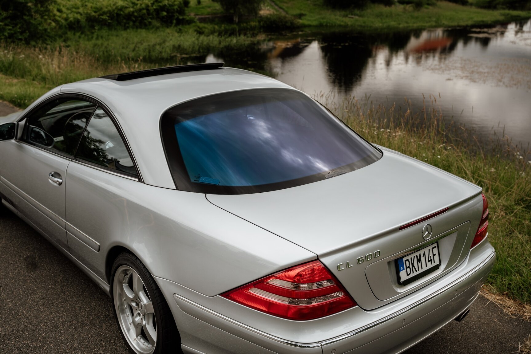 Exteriörbild på 2002 Mercedes-Benz CL 600